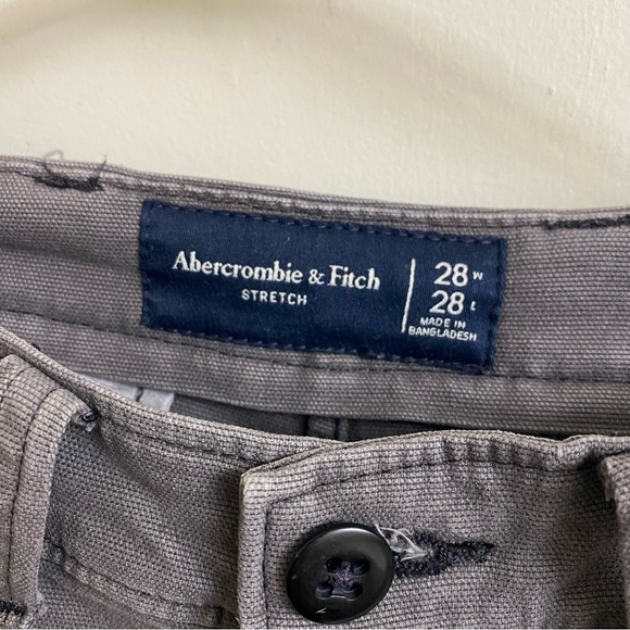 Abercrombie Cropped Cargo Pant - Picture 2 of 2